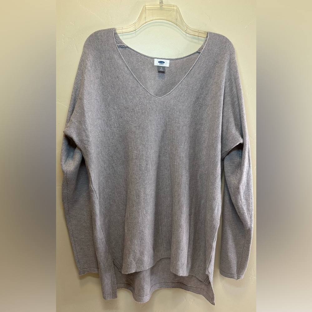 Old Navy Light Gray/ Tan V-neck Sweater- Size XL